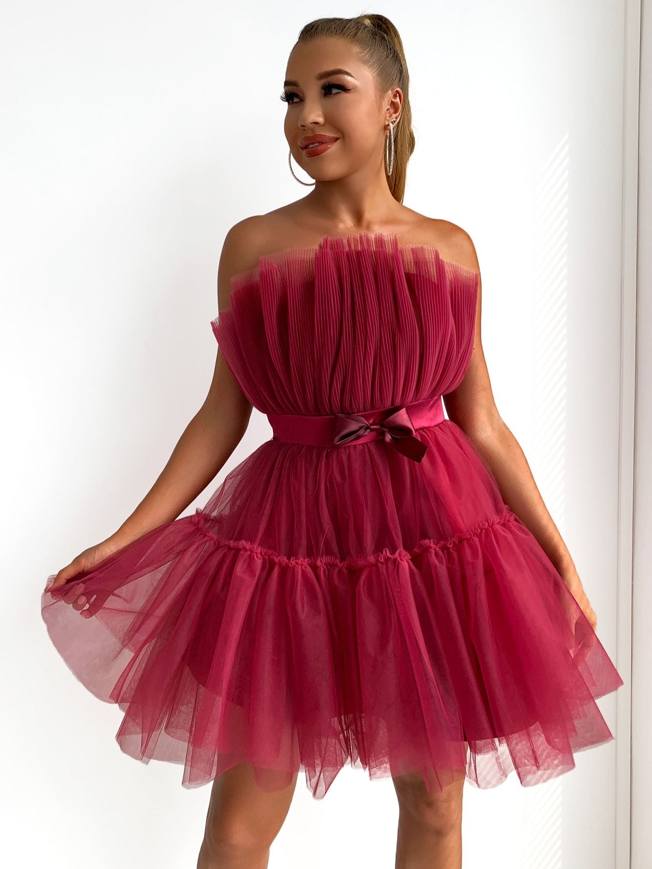 Elegant Mesh Off Shoulder Bow-knot High Quality Sleeveless Ball Gown Mini Dress
