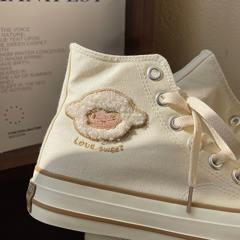 Students Summer Fashion Embroidery Canvas