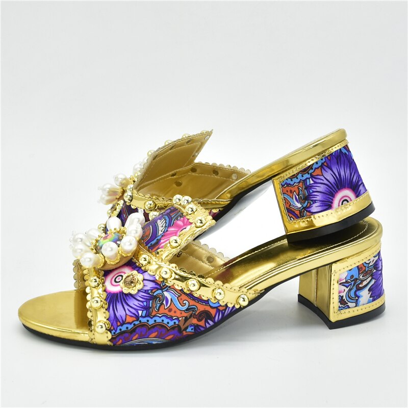 New Arrival Fashion African Women Decorated with Rhinestone Floral Pumps