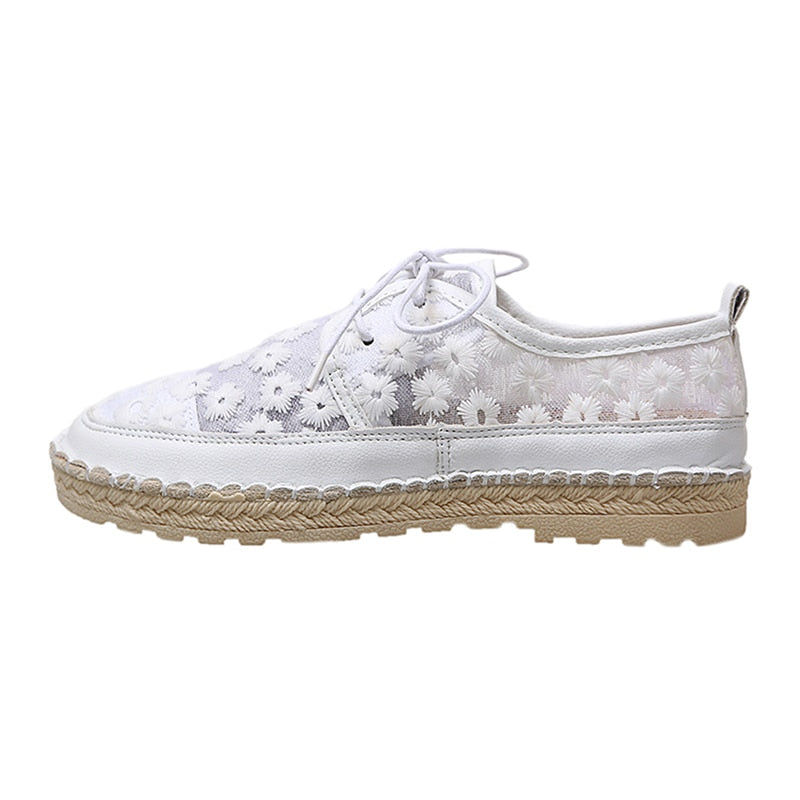 Breathable Mesh Flower Lace Casual Shoes